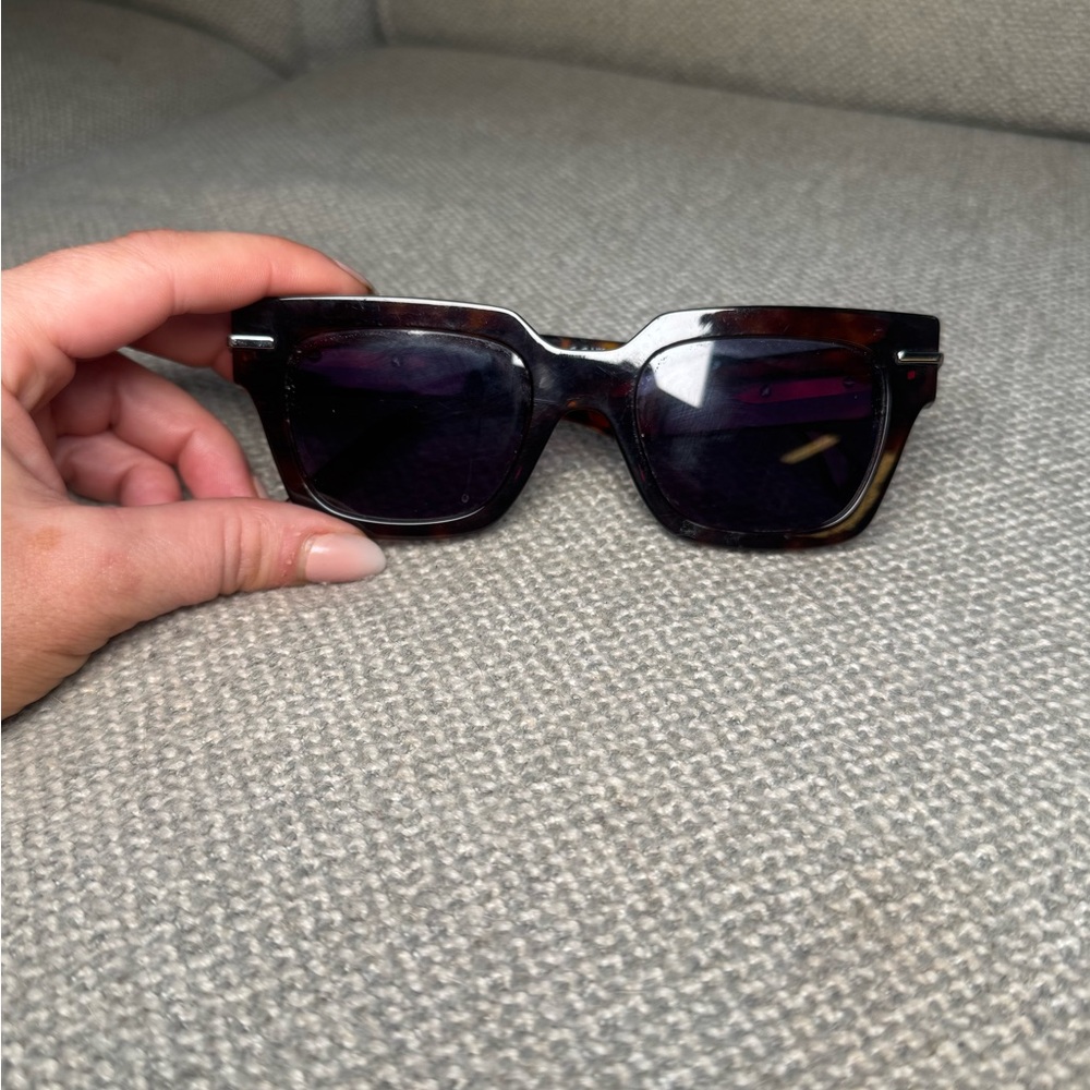 Fendi Fendigraphy tortoise frame - Picture 5 of 6